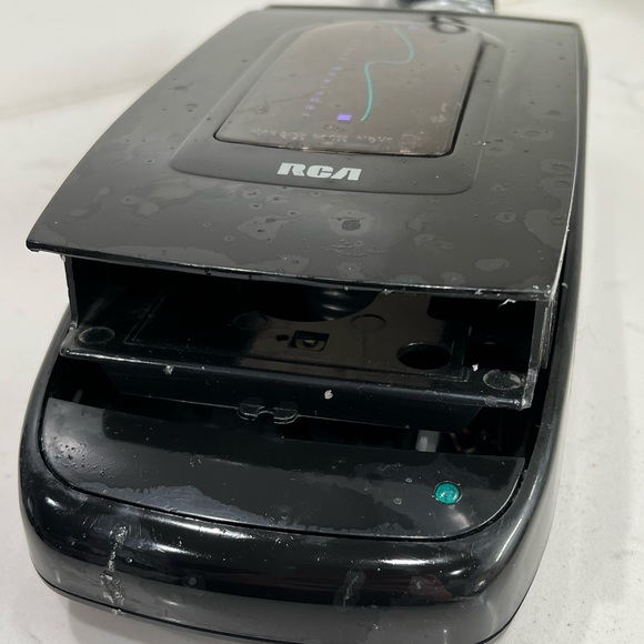 Vintage RCA Car Black VHS Video Tape Cassette Rewinder with Cord - Picture 3 of 5